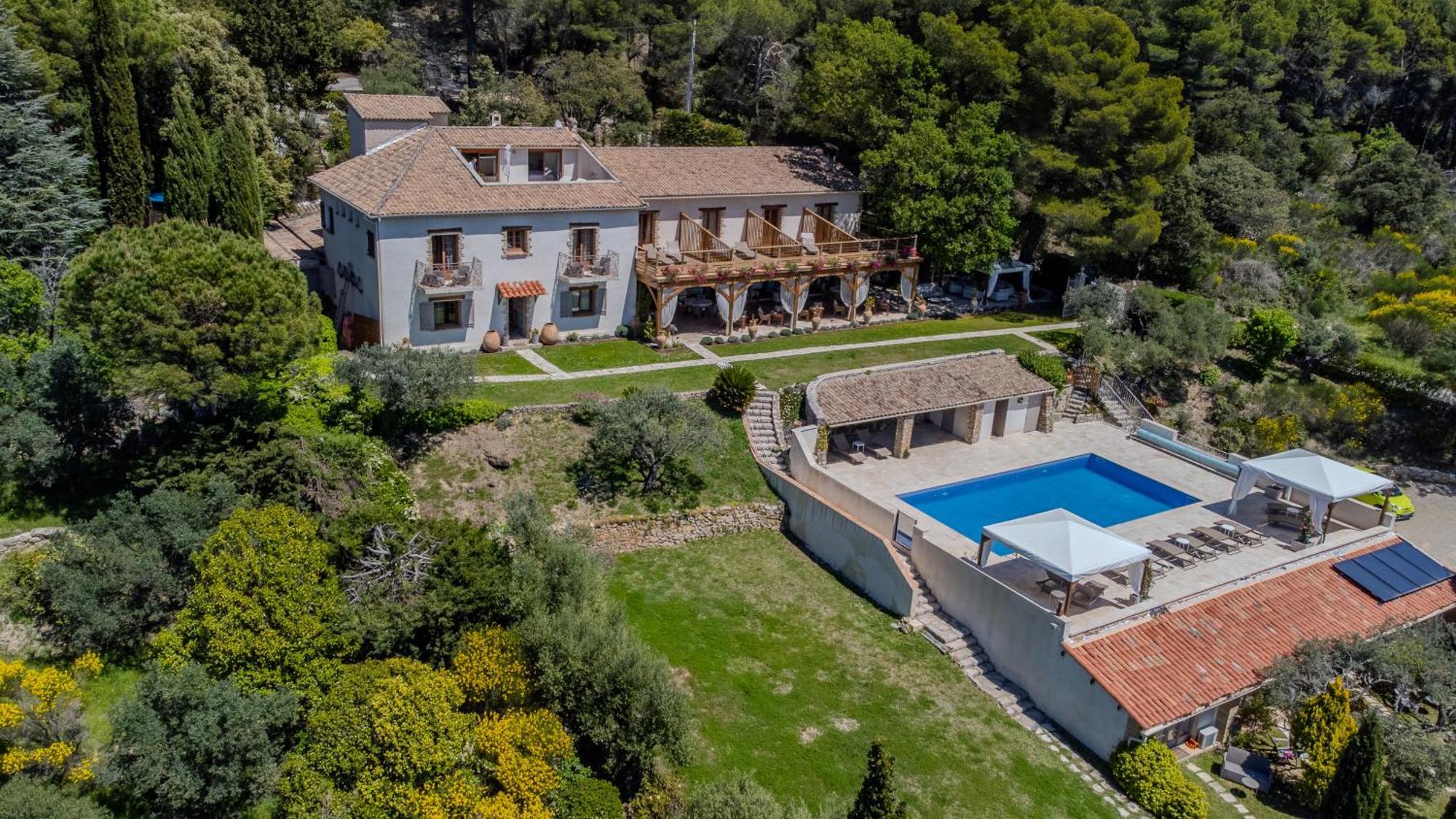 טורטור La Petite Auberge מראה חיצוני תמונה