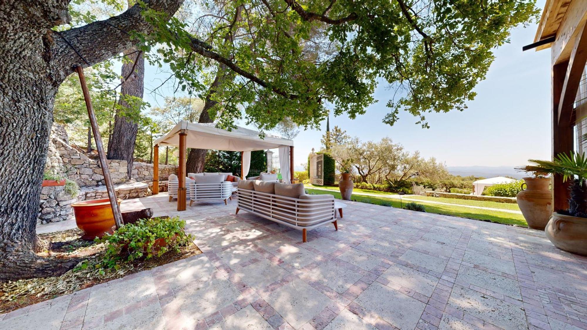 טורטור La Petite Auberge מראה חיצוני תמונה